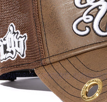 Load image into Gallery viewer, Red Monkey El Valle RM1520 New Limited Edition Unisex Trucker Hat Cap | 2 Colors