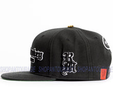 Load image into Gallery viewer, Red Monkey OG Flat Visor Classic Black RM1381 Limited Unisex Snapback Hat Cap
